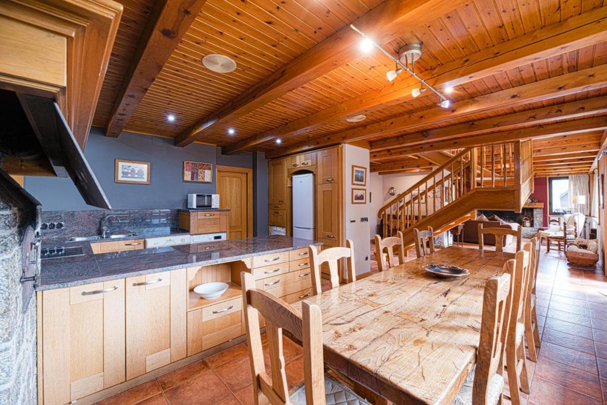 Casa Lola Pirene Villa Vielha Kültér fotó