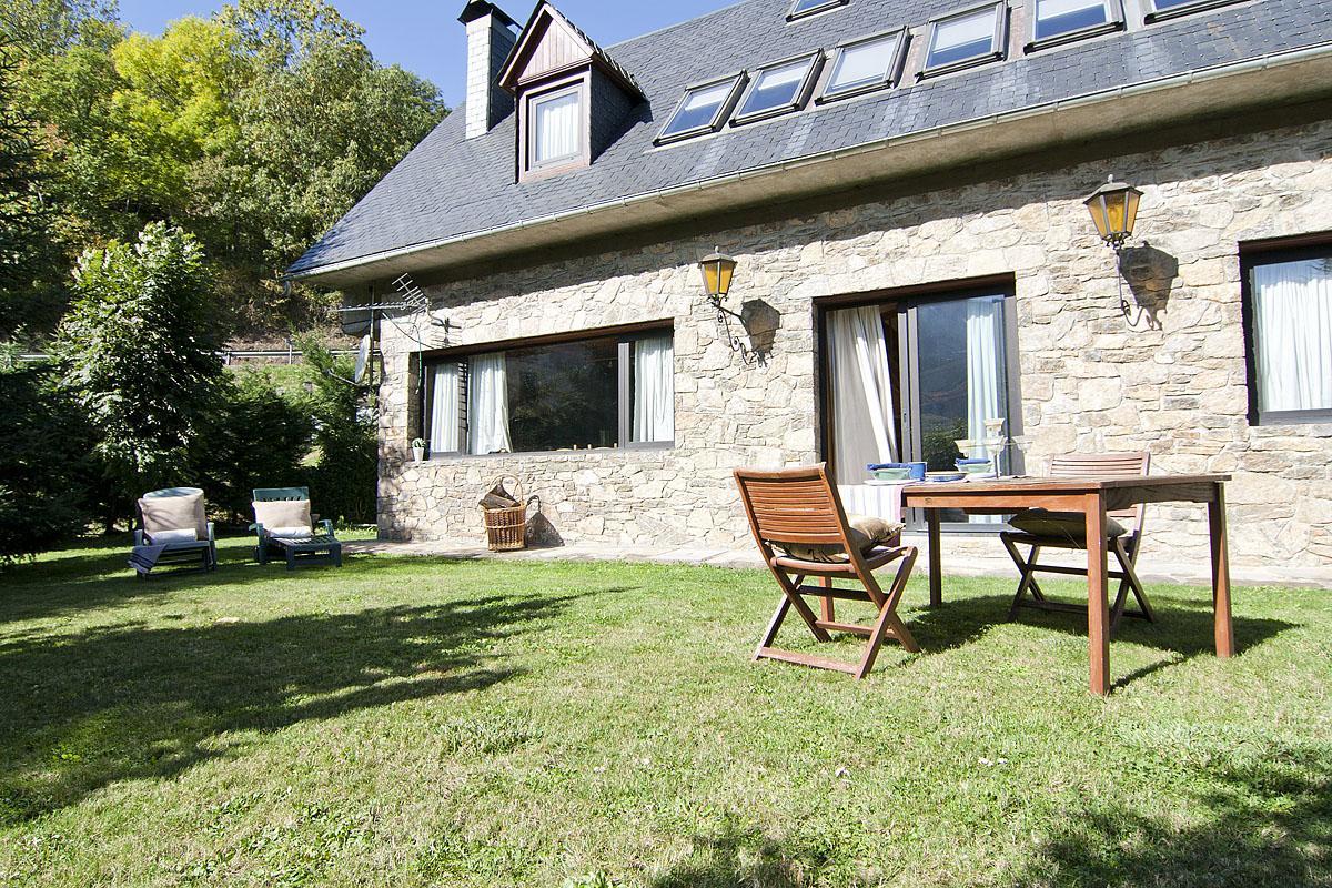 Casa Lola Pirene Villa Vielha Kültér fotó